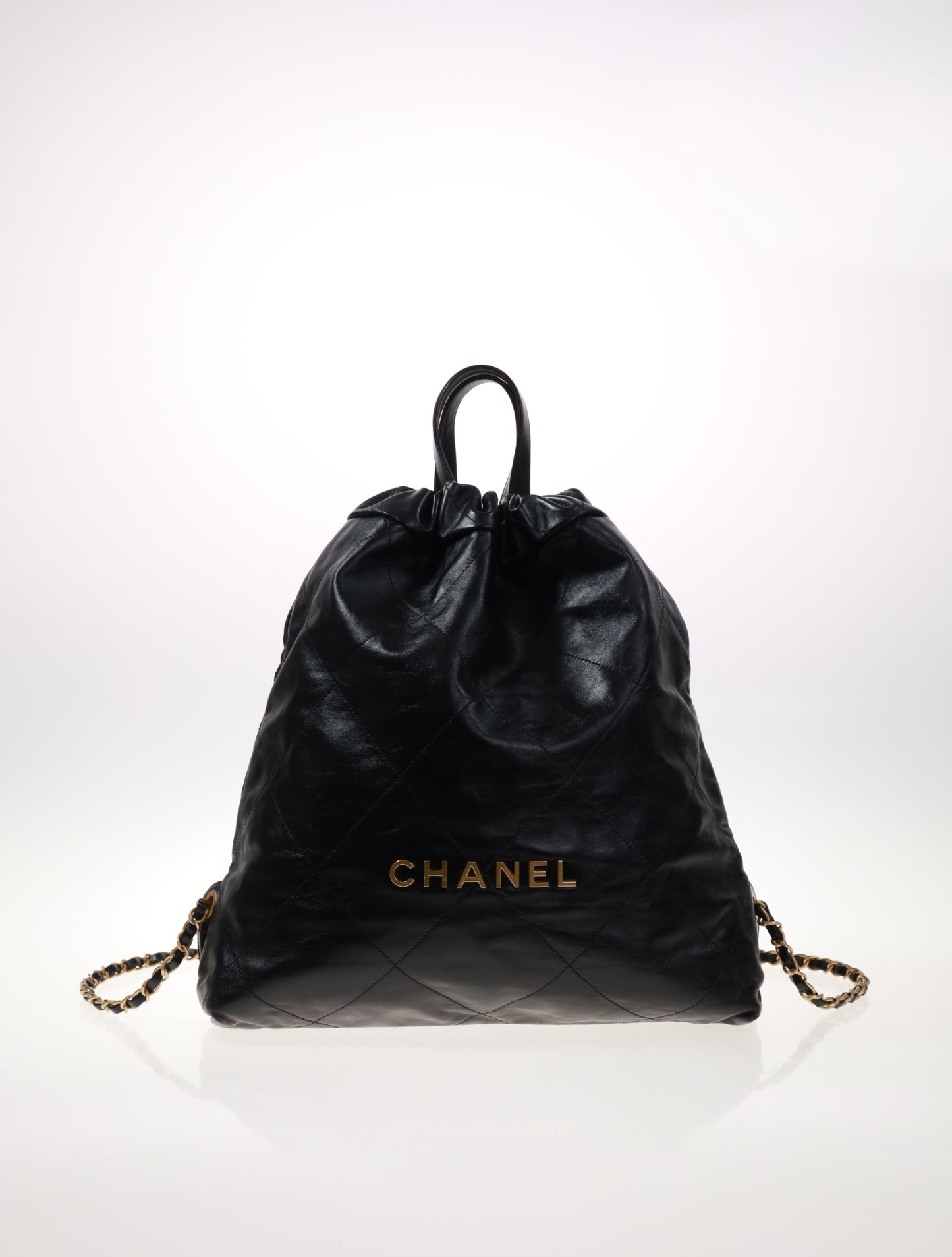 CHANEL 22 Backpack Calf Rucksack Black Schwarz/Gold AS331B0803