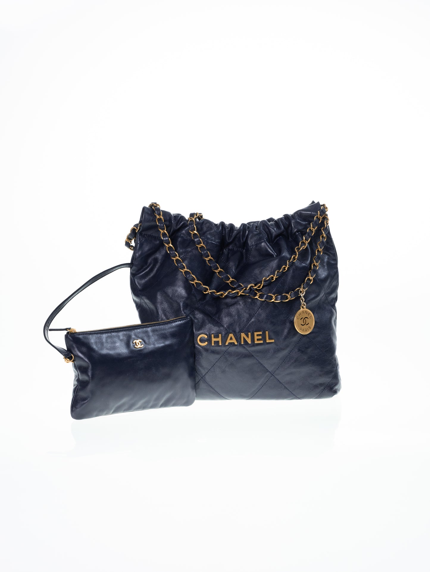 CHANEL 22 Medium Hobo Leder Bag Dunkelblau / Gold