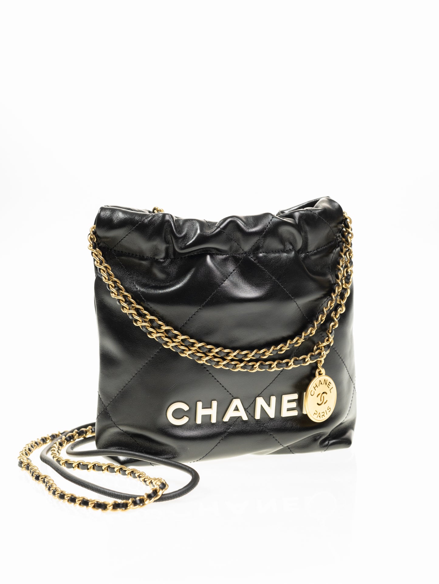 CHANEL 22 Mini Hobo Leder Bag Schwarz / Gold