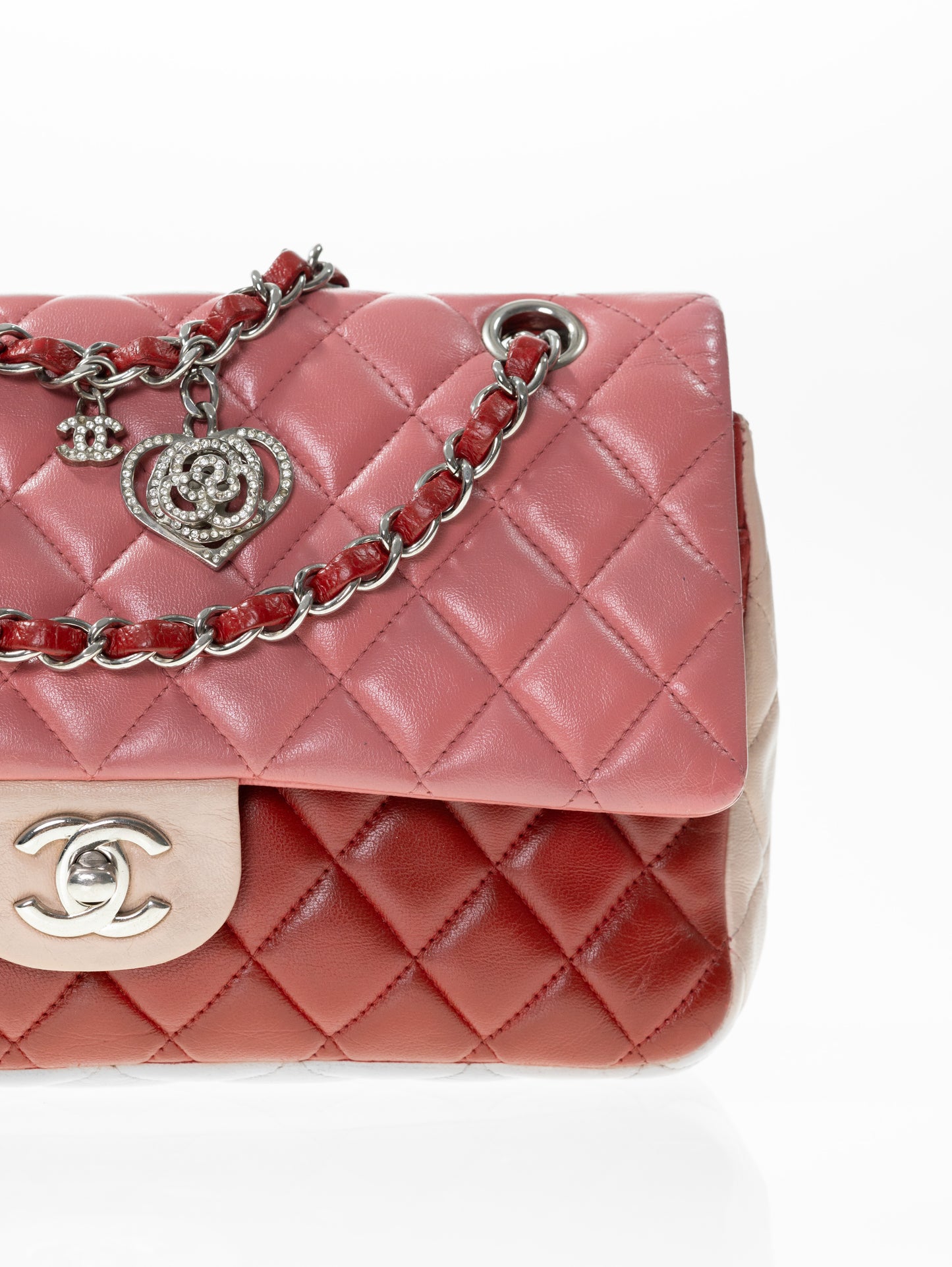 Borsa con patta rosa Timeless media CHANEL in agnello