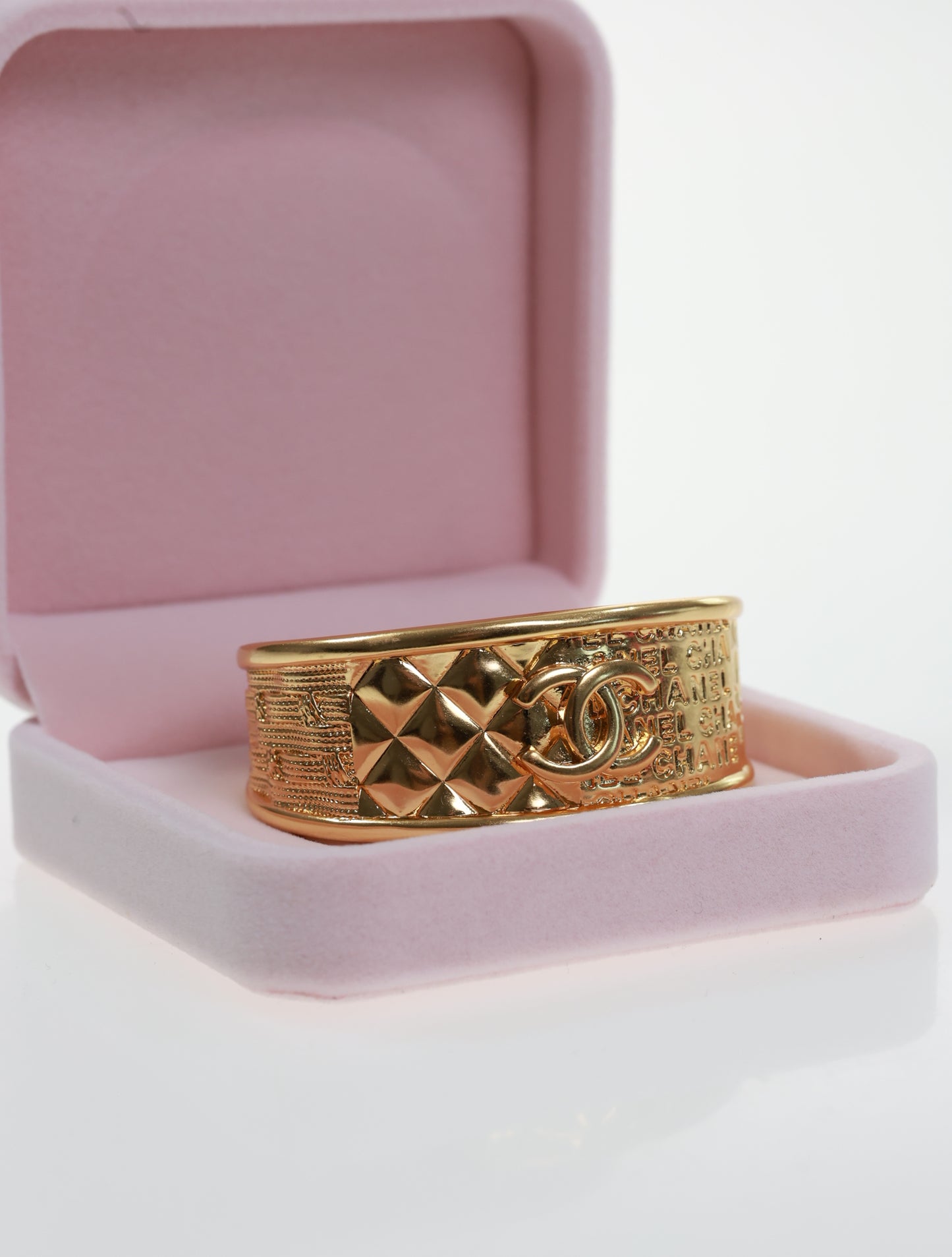 CHANEL bracelet bangle gold with XXL CC