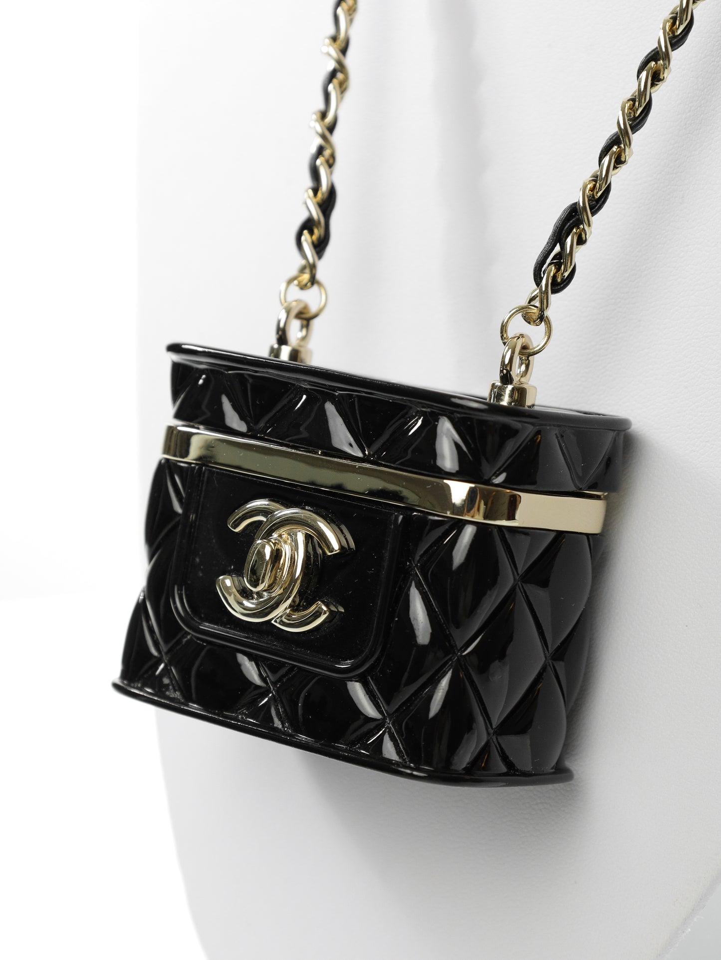 CHANEL lange Halskette Anhänger Leder Tasche CC