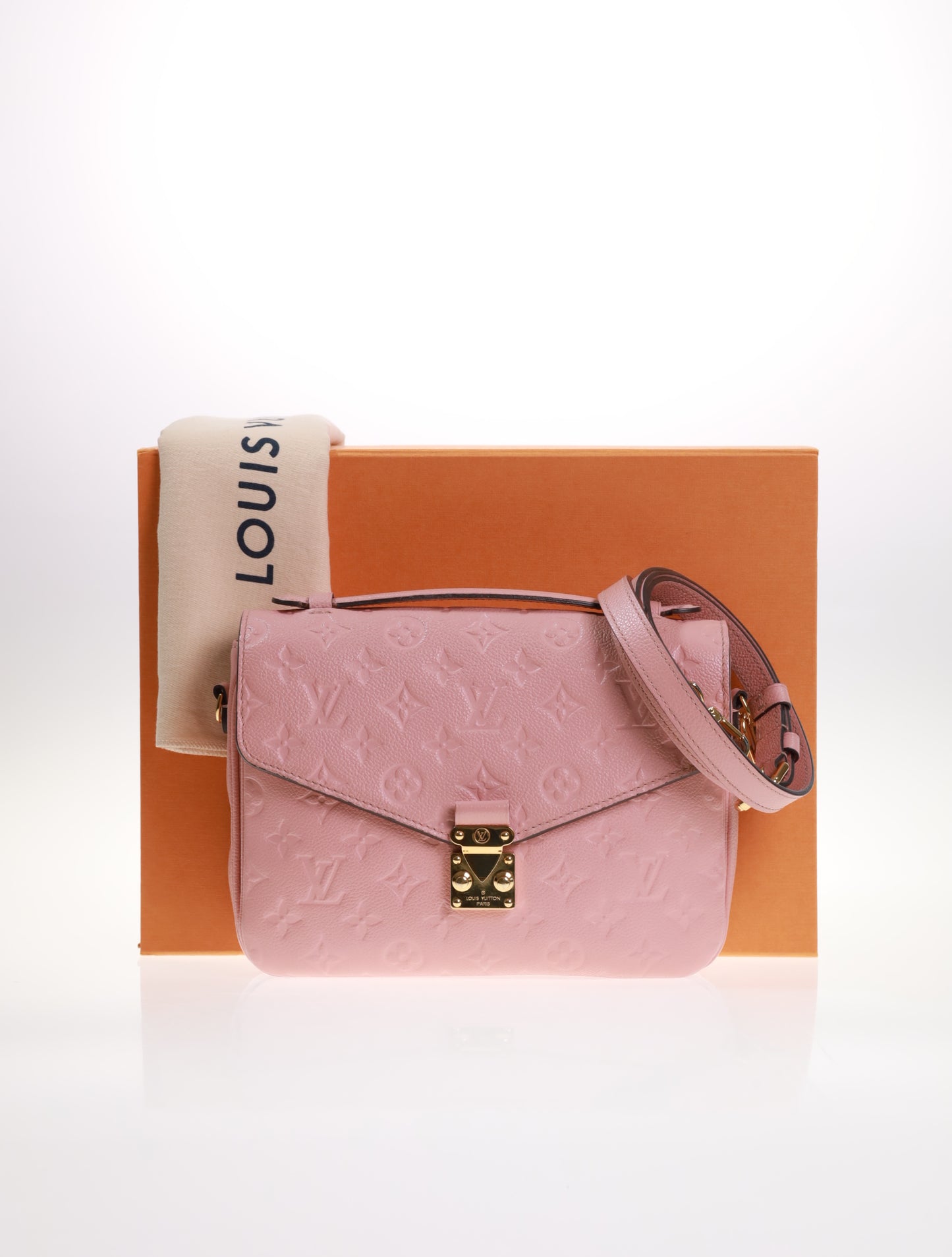 LOUIS VUITTON Pochette Metis Empreinte Rose