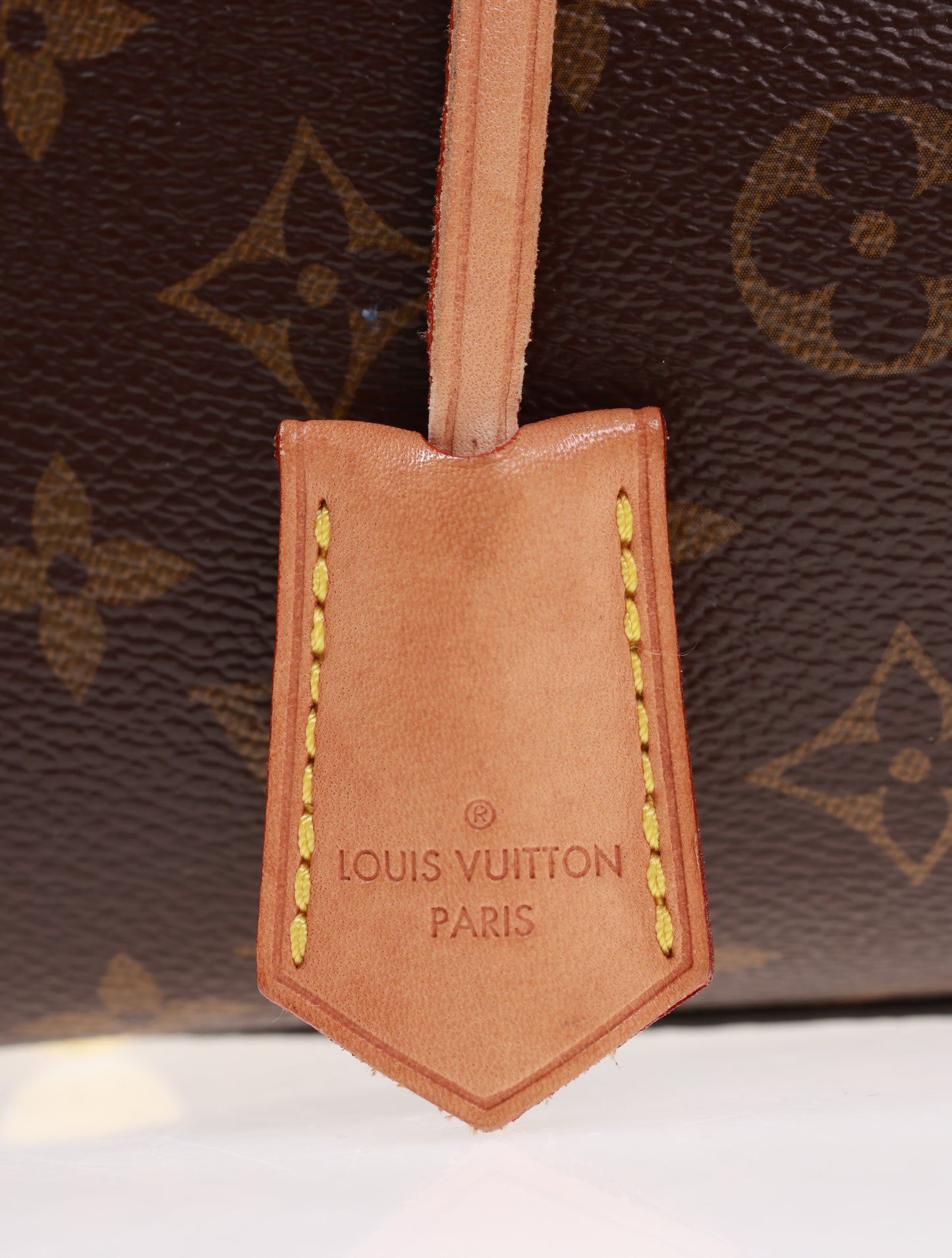 LOUIS VUITTON Montaigne MM Monogram M41056