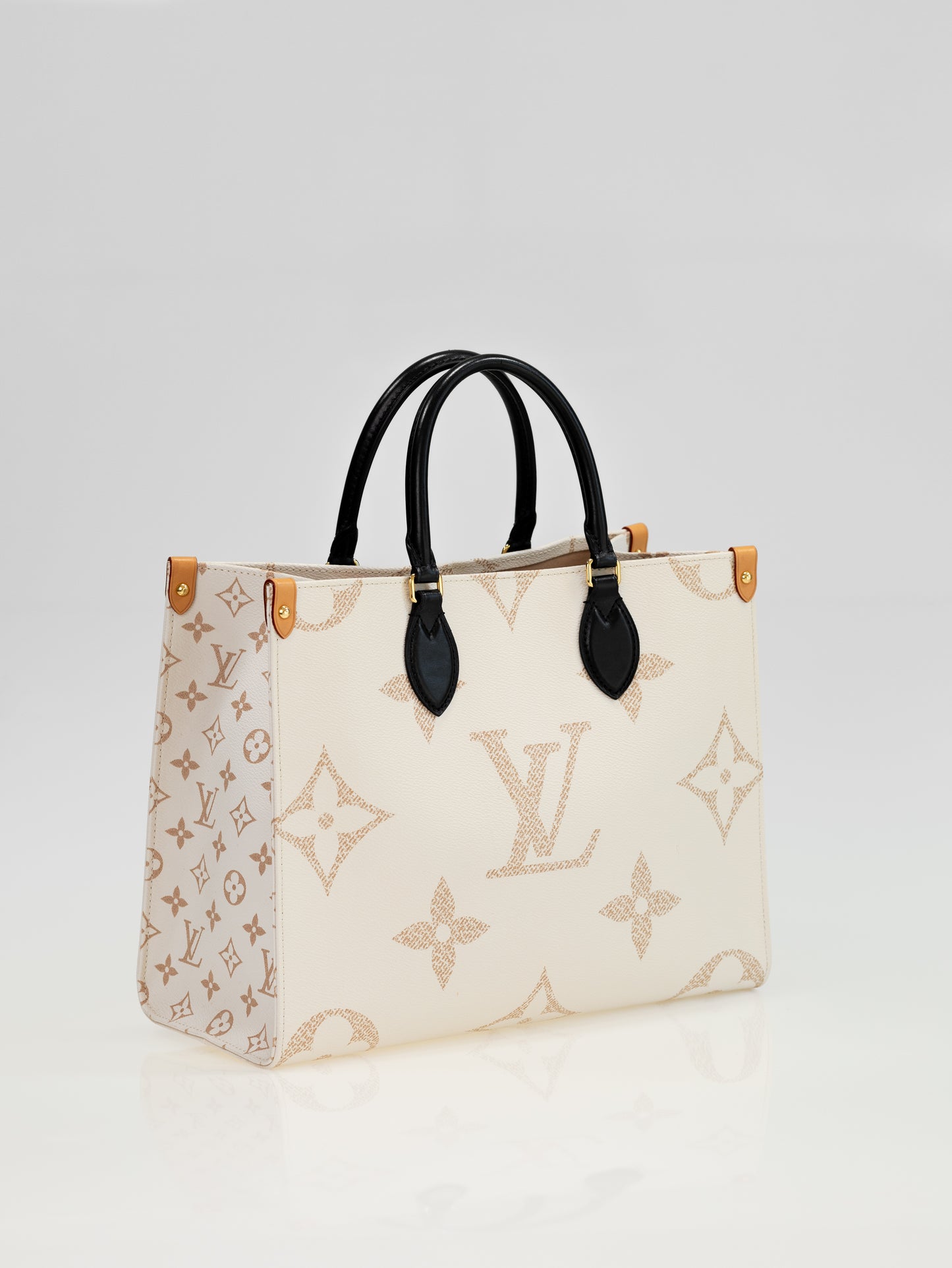 LOUIS VUITTON OnTheGo MM M46912 Autres Toiles Monogram