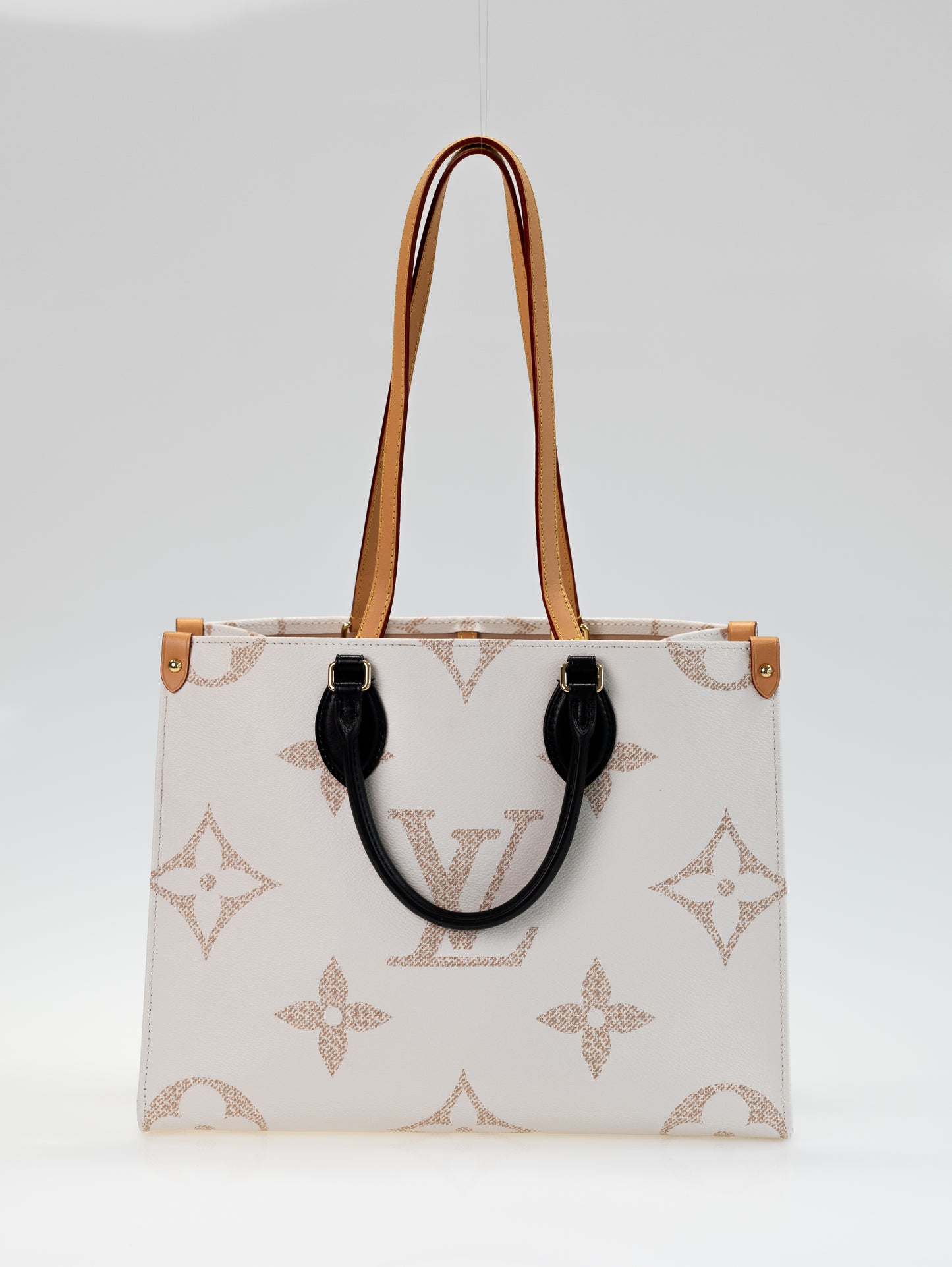 LOUIS VUITTON OnTheGo MM M46912 Autres Toiles Monogram