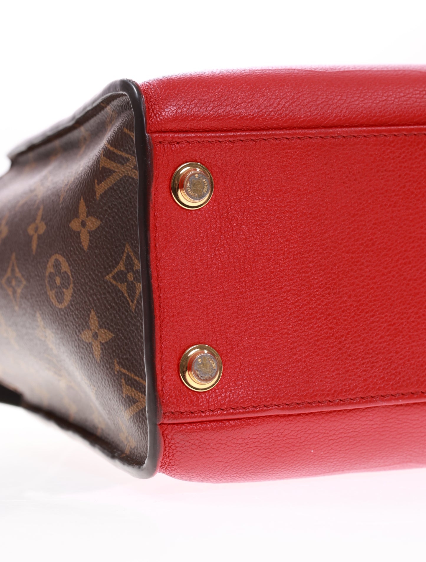 LOUIS VUITTON On My Side MM Leder Rot/Schwarz/Braun