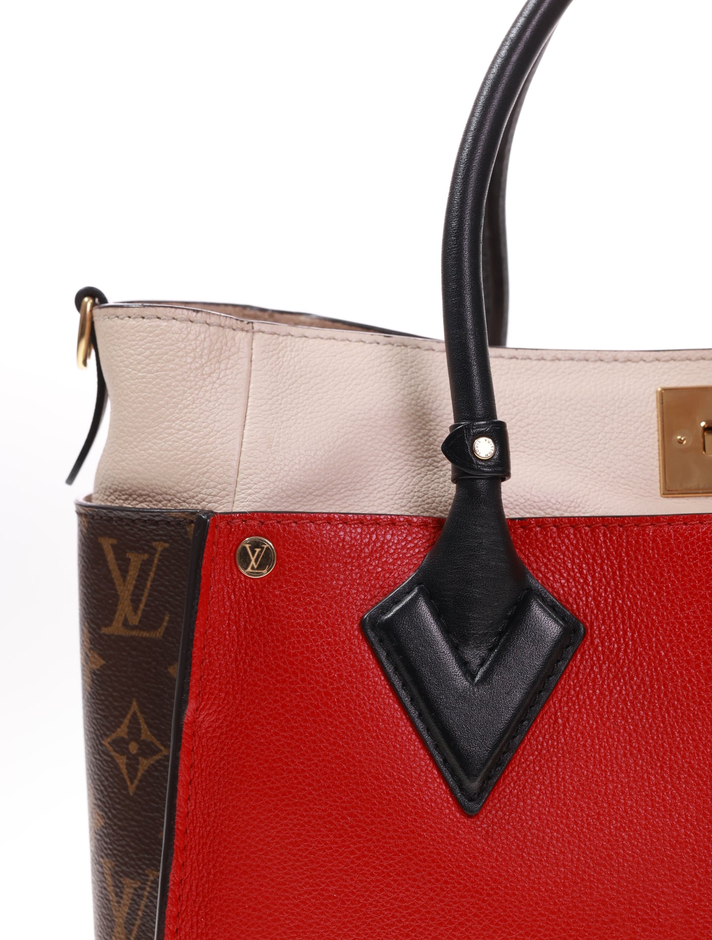 LOUIS VUITTON On My Side MM Leder Rot/Schwarz/Braun