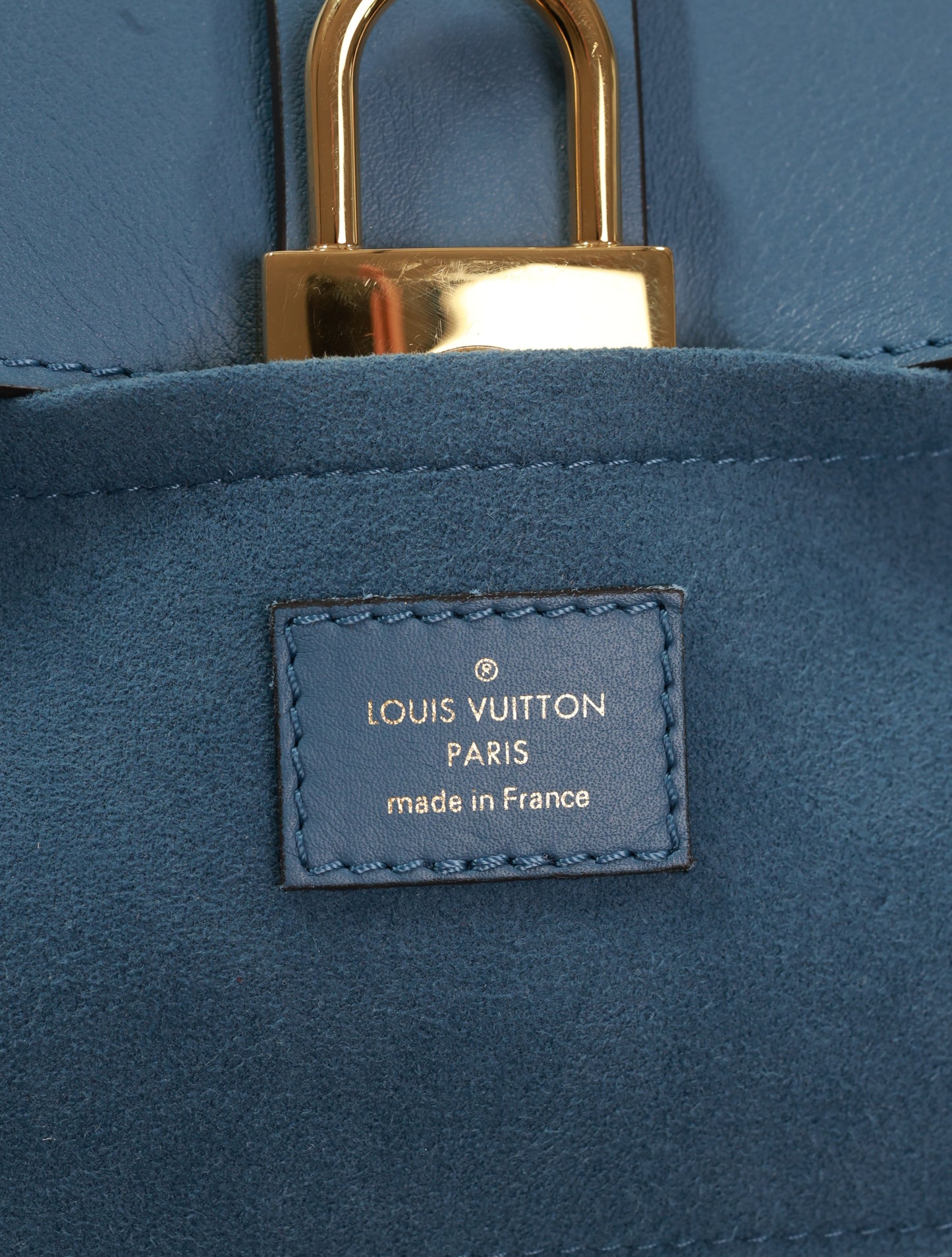 LOUIS VUITTON Locky BB Monogram Blau