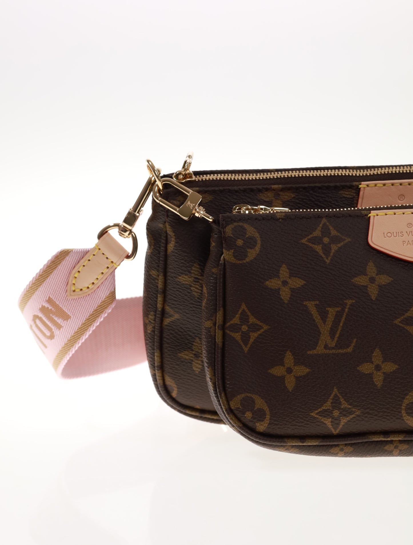 LOUIS VUITTON MULTI POCHETTE ACCESSORI M44813 kaki